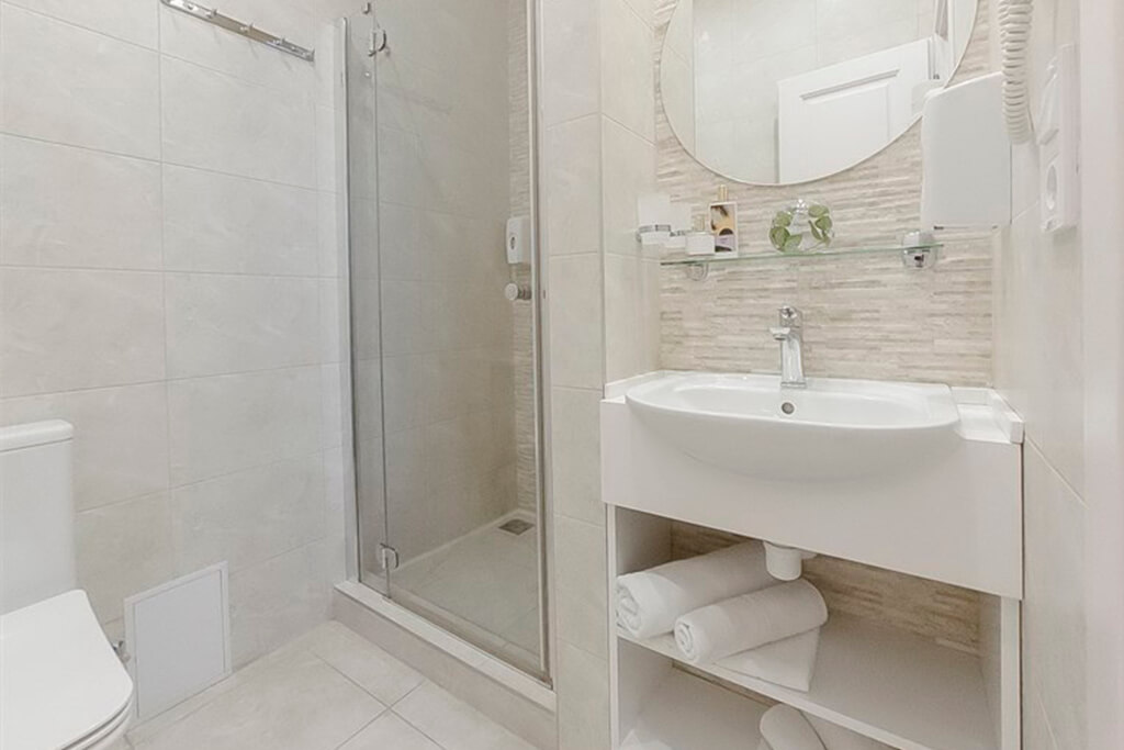 Delux Voyage hotel